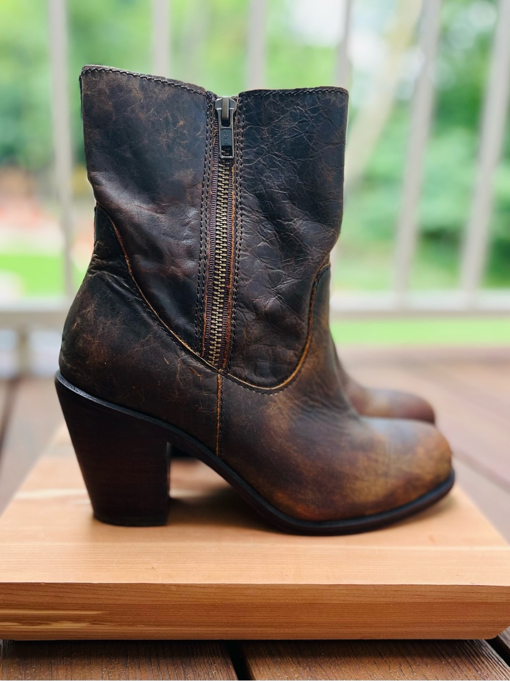 Corral Rosalie Indie Spirit Leather Boots in Women’s Size 7